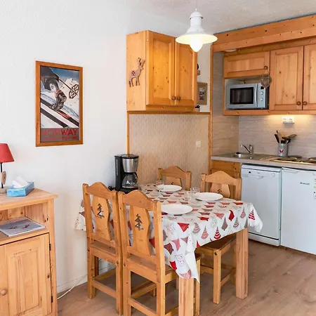 Val Thorens: 28m², 4 Pers, Plein Centre, Balcon, Ascenseur - Fr-1-637-21
